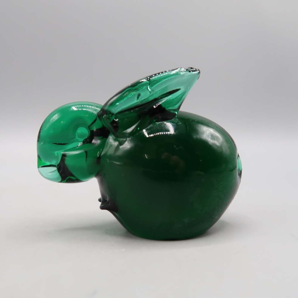 Vintage Blown Art Glass Emerald Green Bunny Rabbit Paperweight Figurine 2 Tall